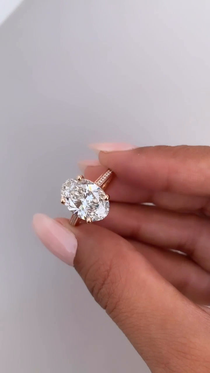 Oval Engagement Ring