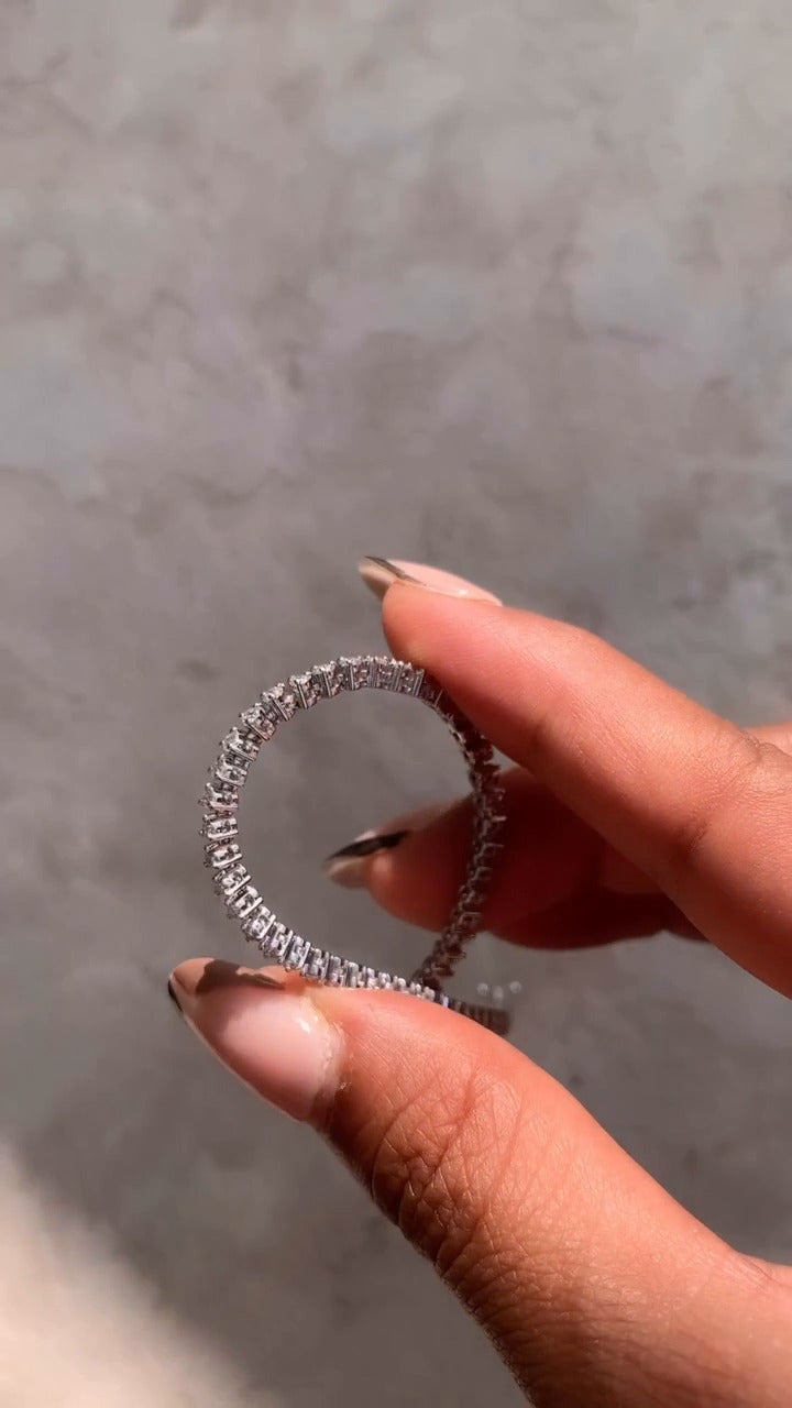 Round Tennis Bracelet