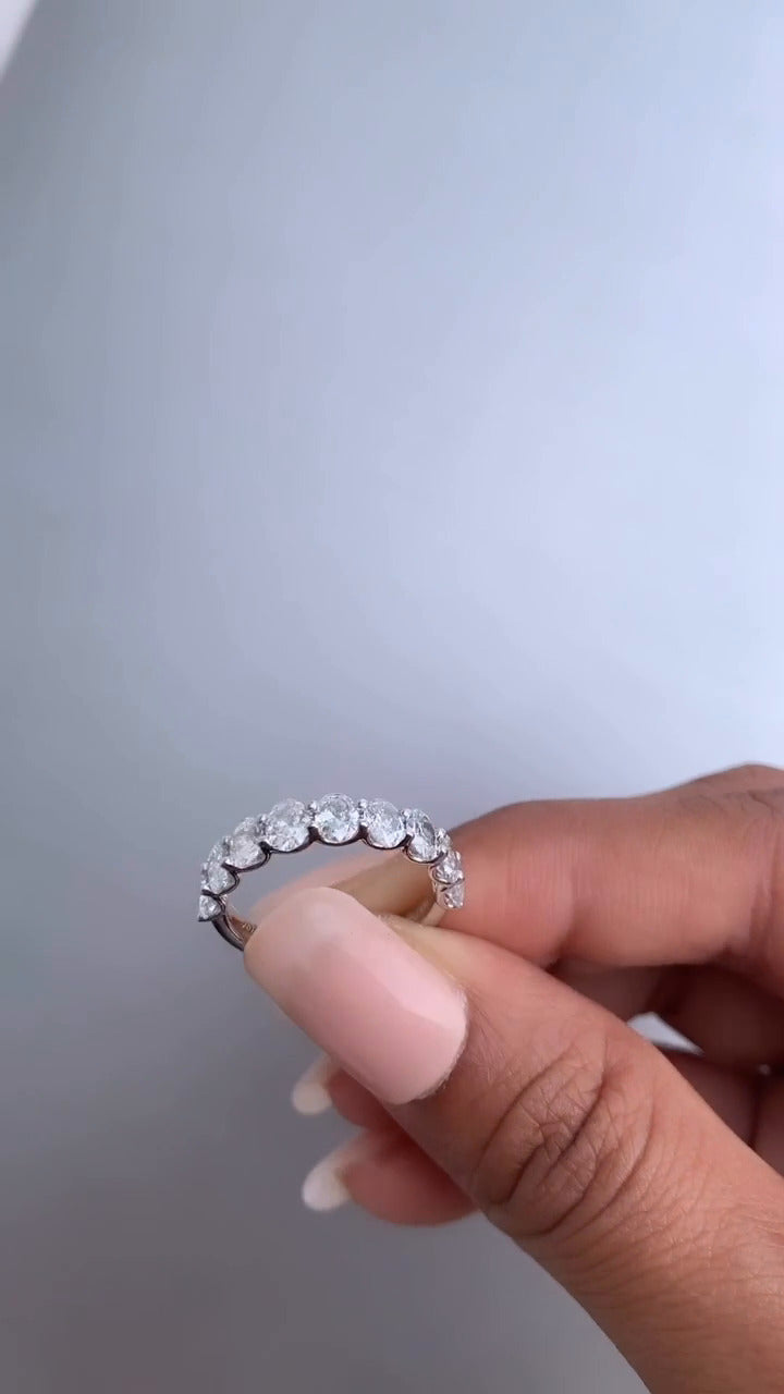 Moissanite Band