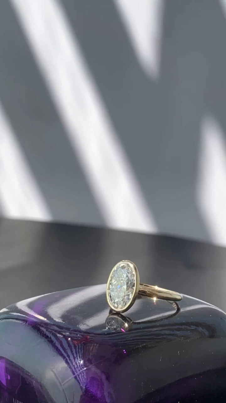 Oval Ring
