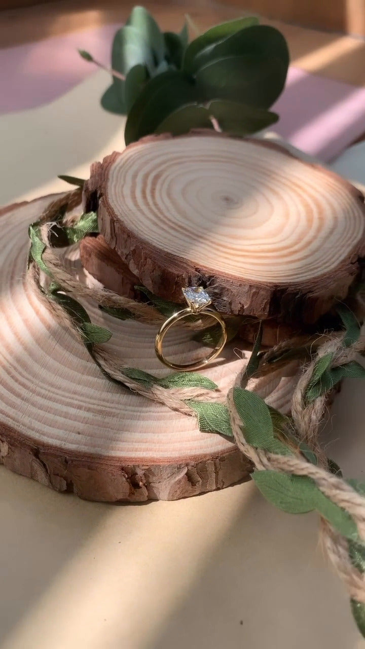 Decent Look Engagement Ring