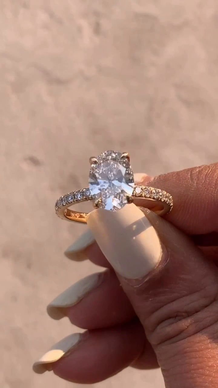 Oval Diamond Ring