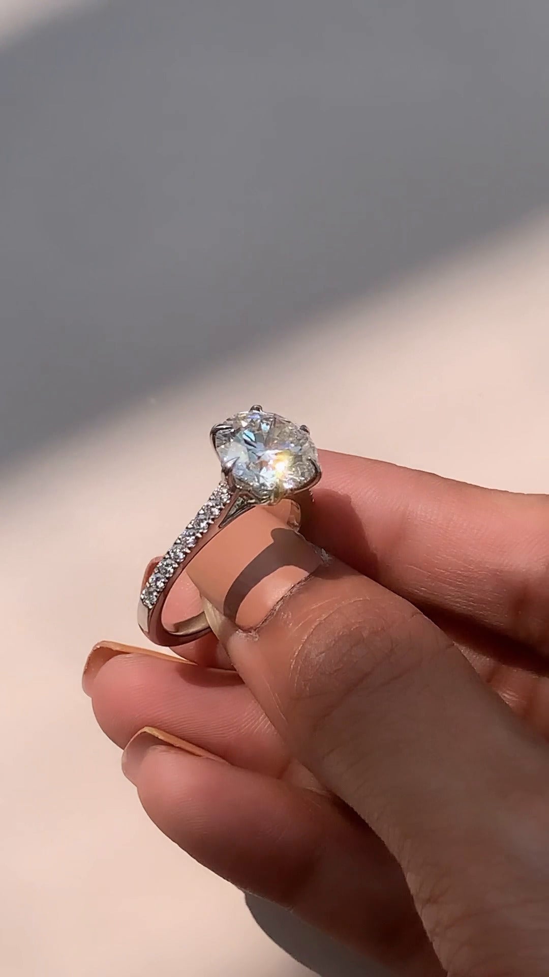 Round Diamond Ring