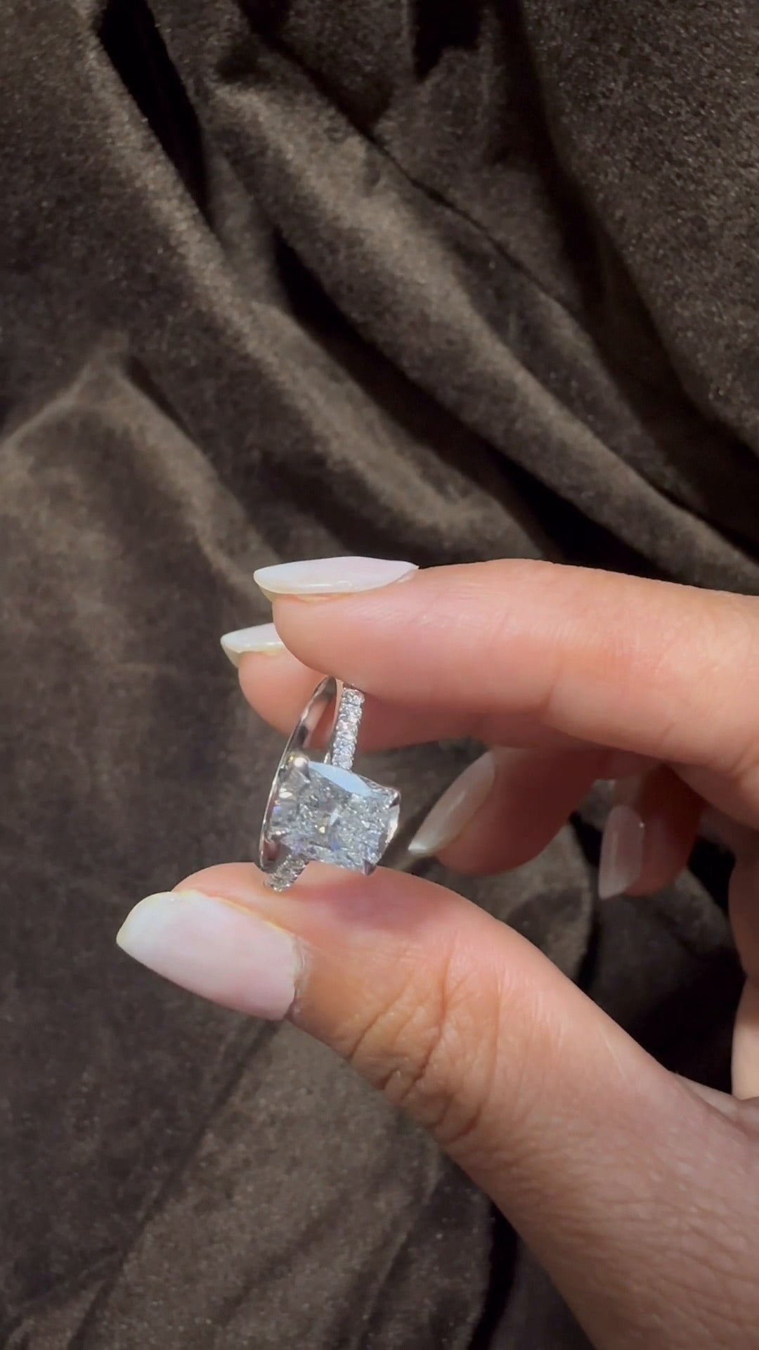 Aveline Cushion Diamond Band