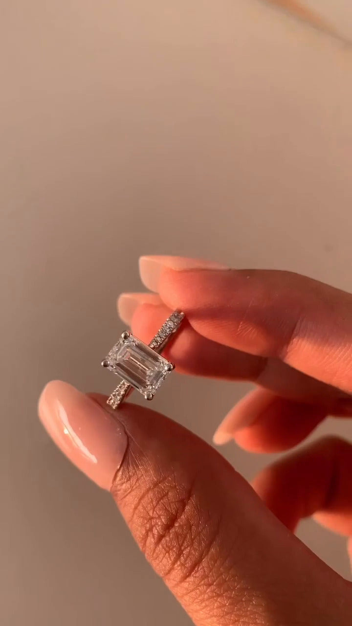 Bellamy Emerald Diamond Band