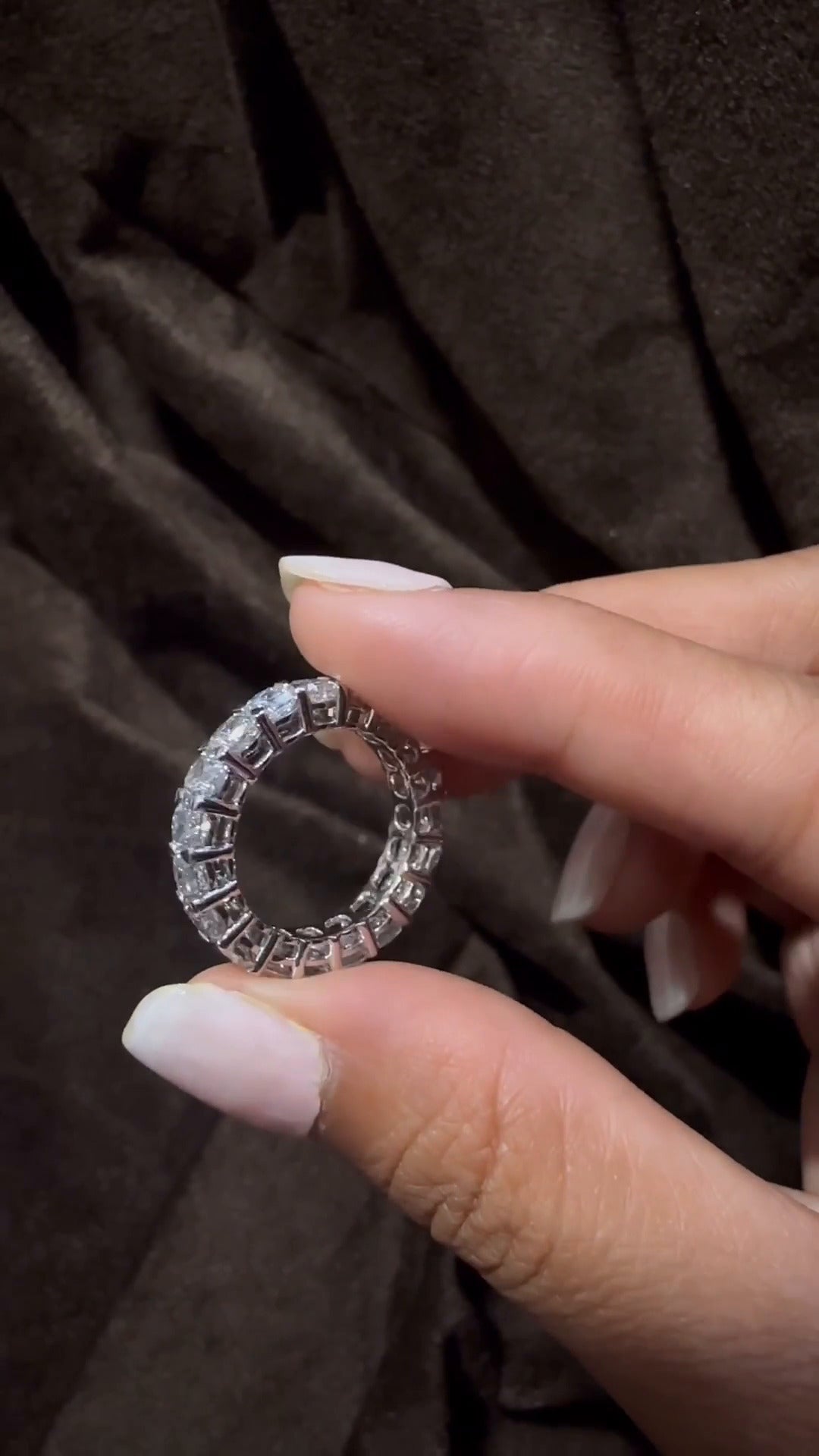 Moissanite Band