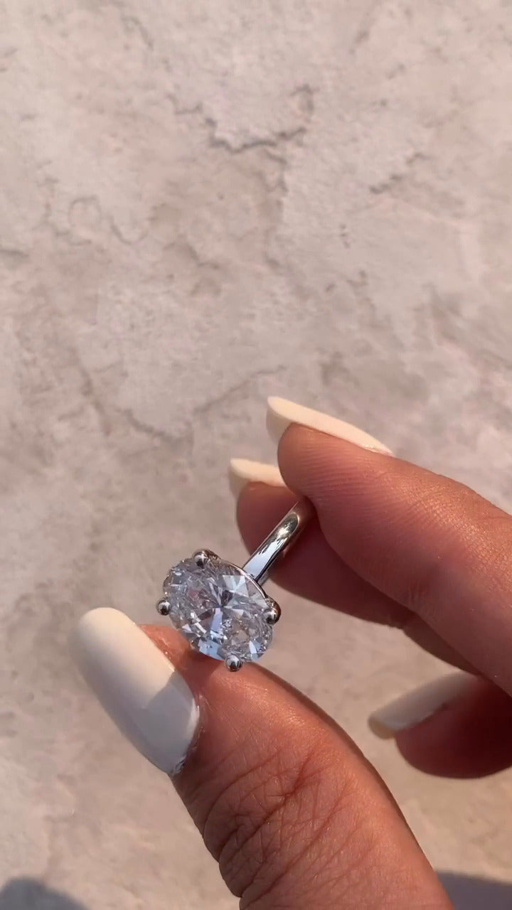 Oval Diamond Ring