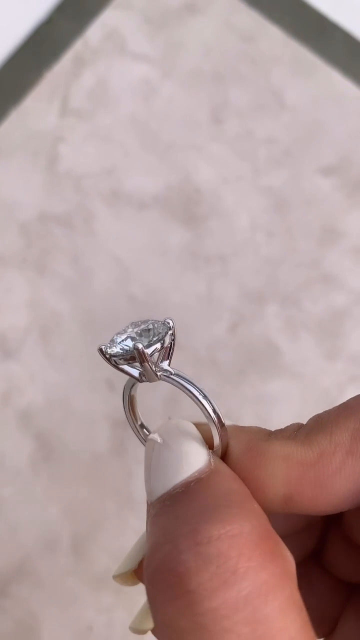 Dasha Solitaire Ring