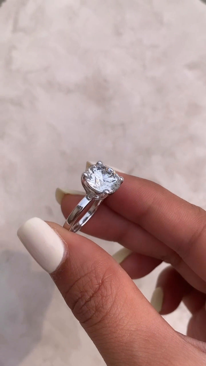 Round Engagement Ring