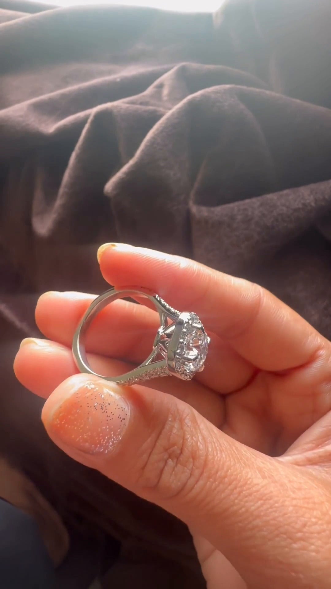 Round Halo Engagement Ring