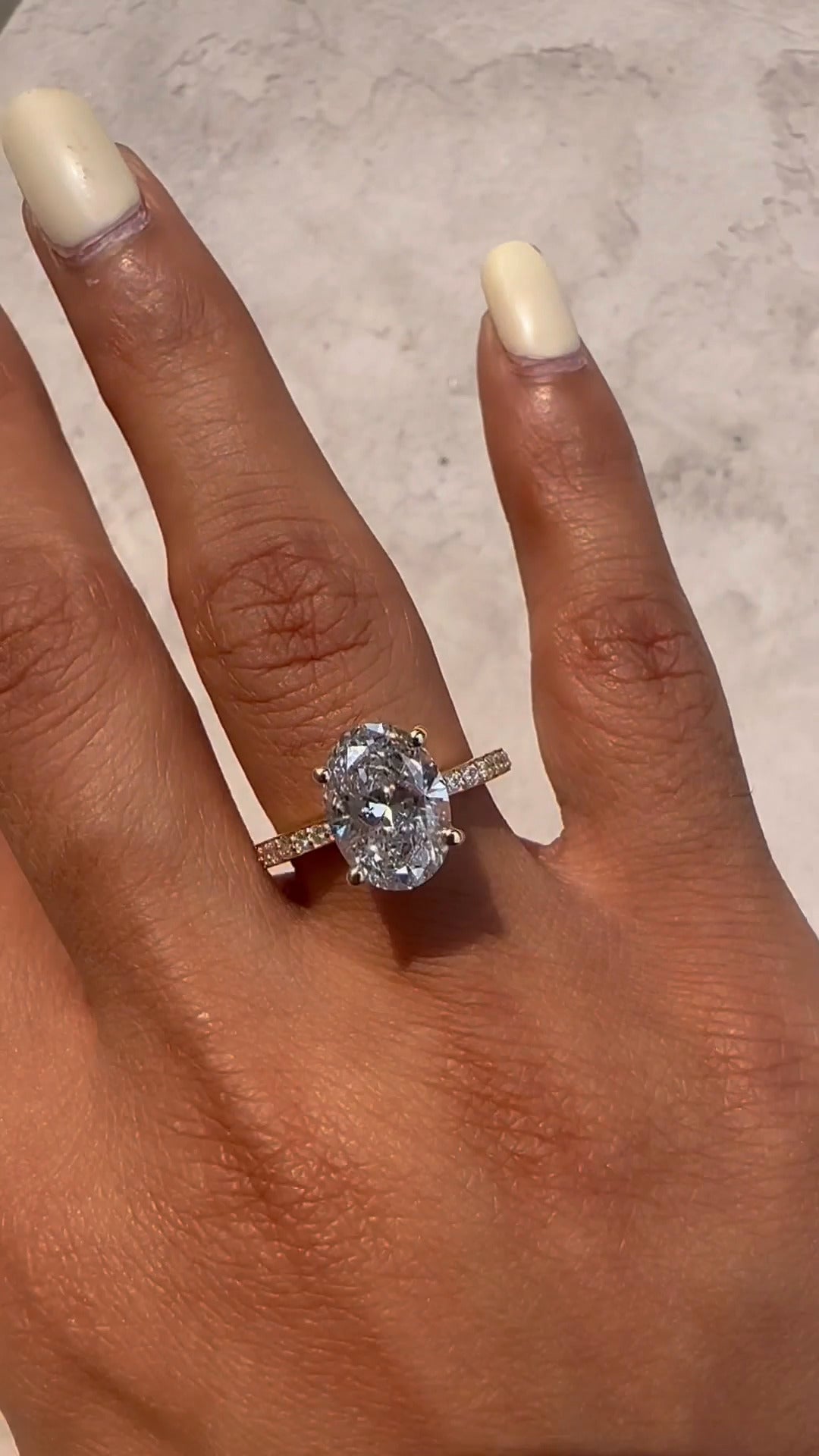 Eira Oval Diamond Band