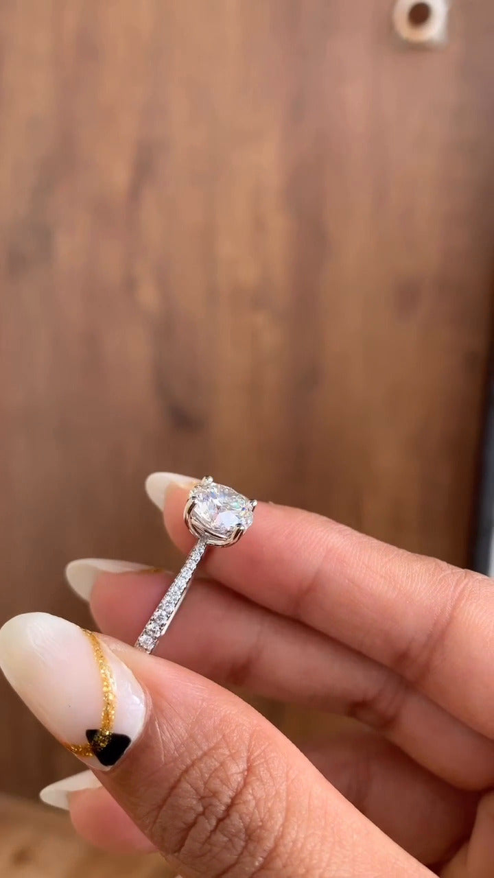Round Diamond Ring