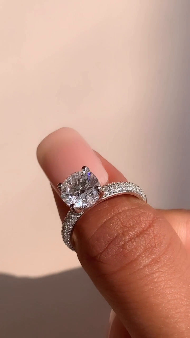 Unique Diamond Ring
