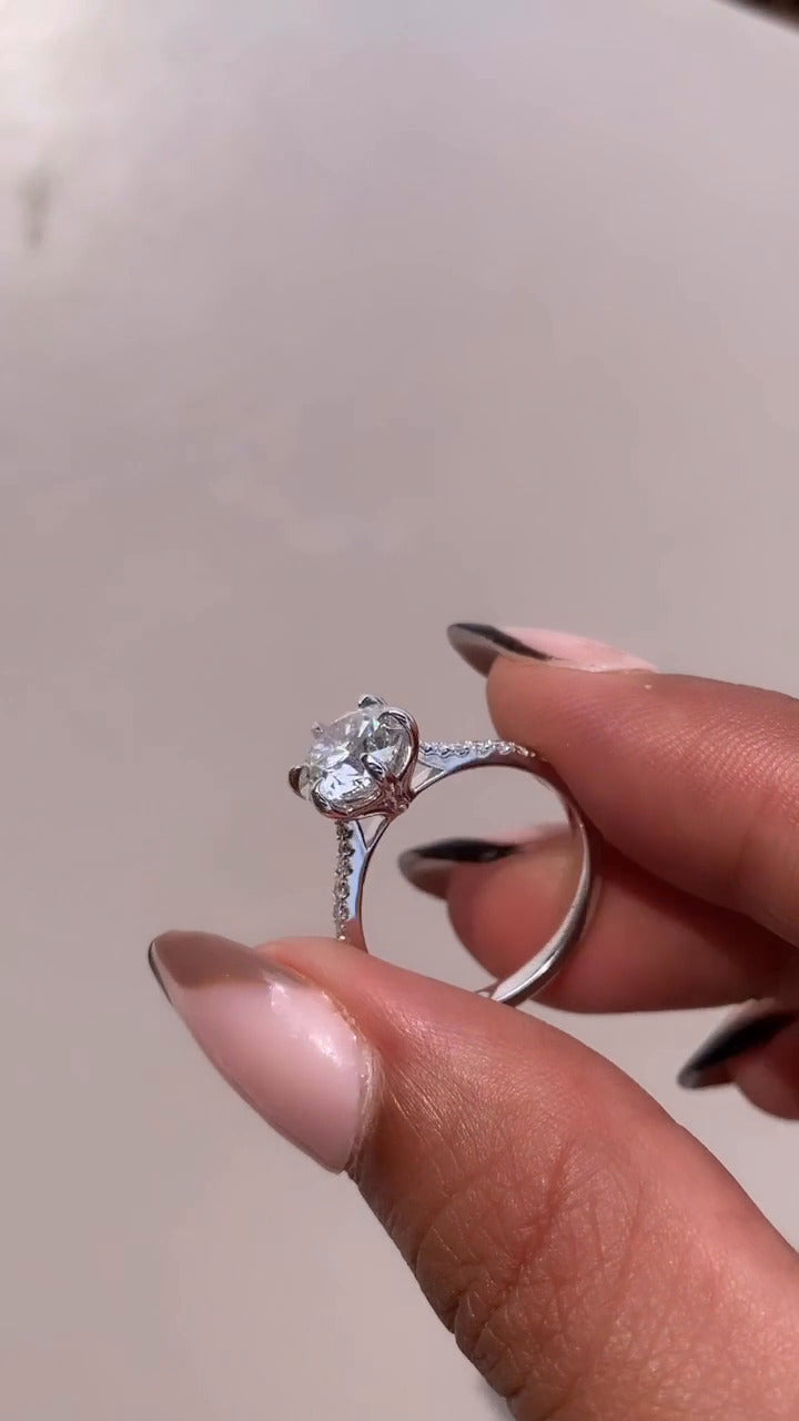 Round Dainty Ring