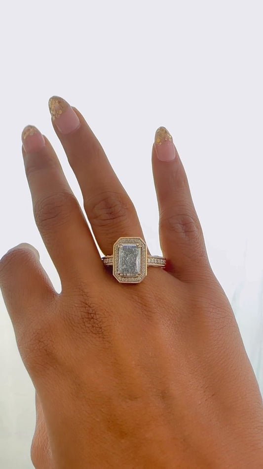 Unique Halo Ring