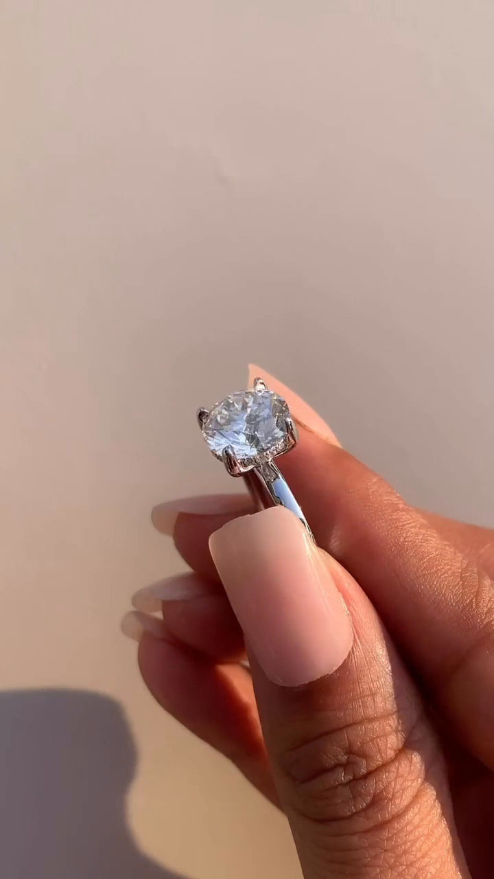 Round Engagement Ring