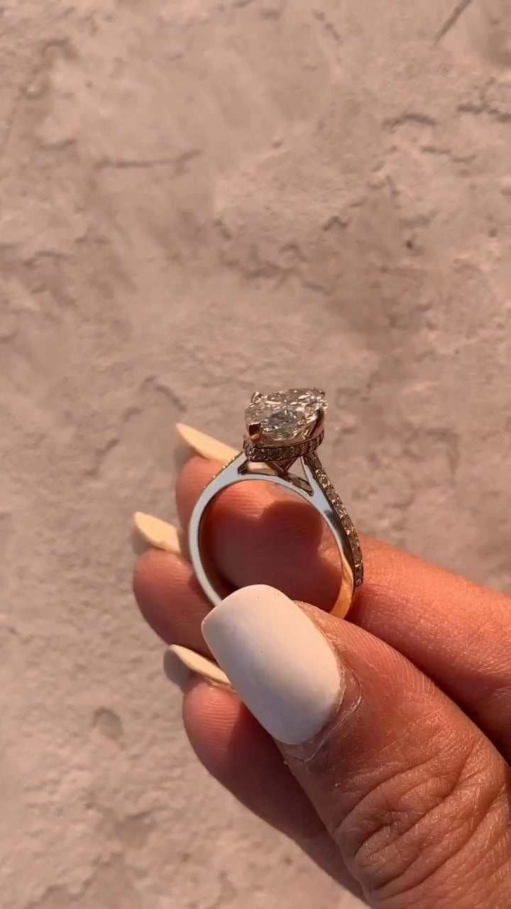 Moissanite  Ring