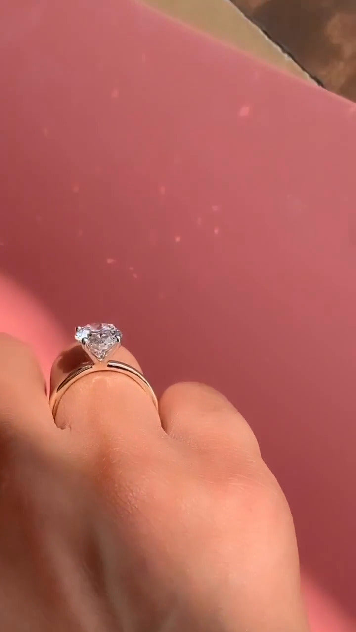 Oval Solitaire Moissanite Engagement Ring
