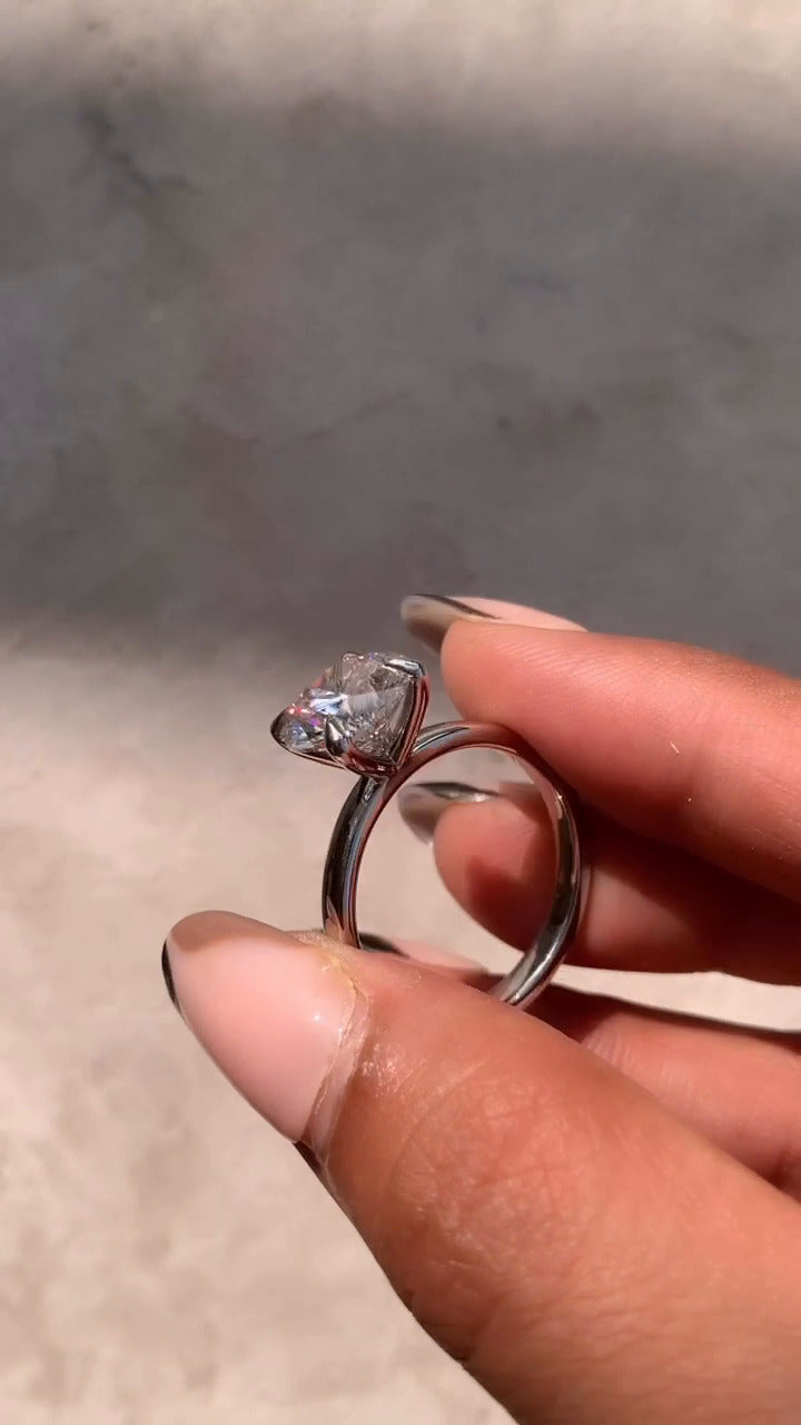 Round Engagement Ring