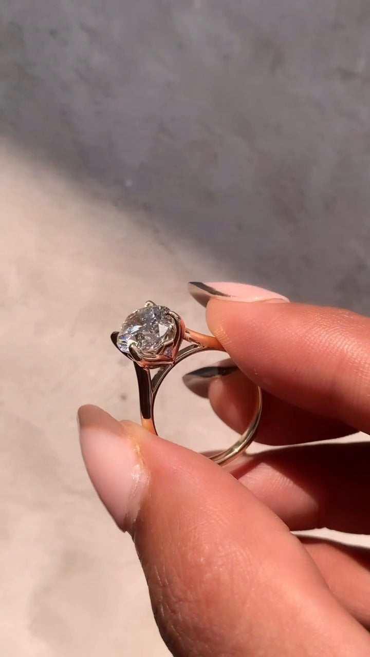Oval Engagement Ring