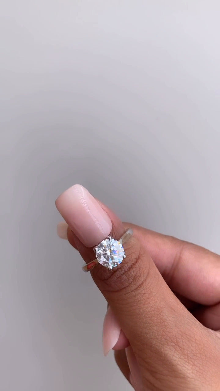 Moissanite Engagement Ring

