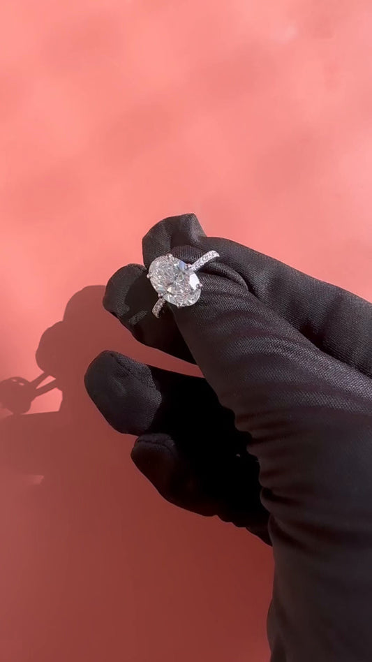 Oval Moissanite Ring