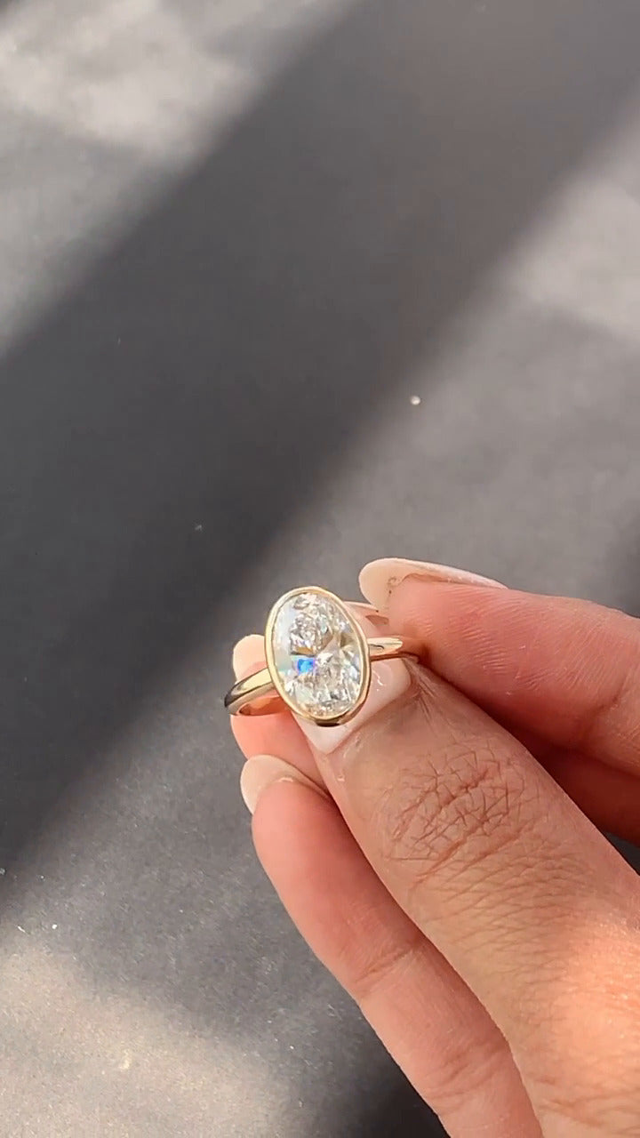 Bezel Ring