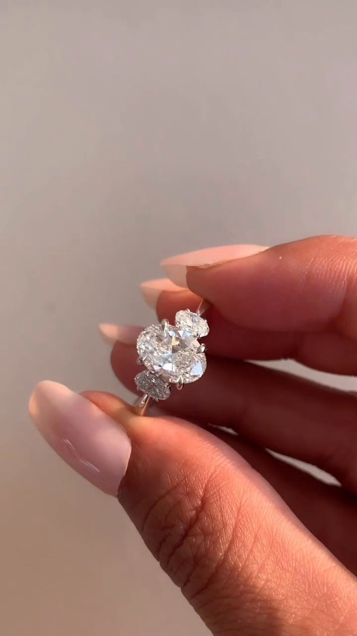Oval Moissanite Engagement Ring