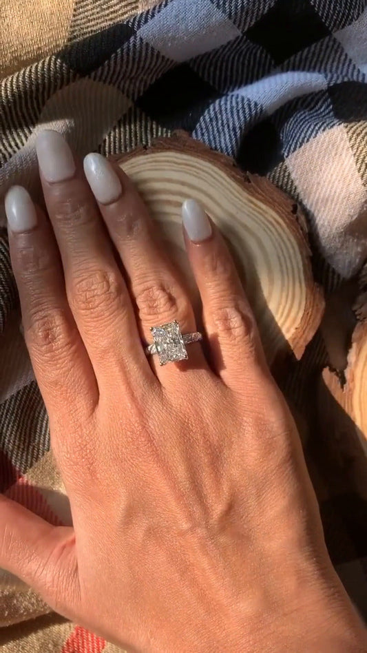 Unique Ring