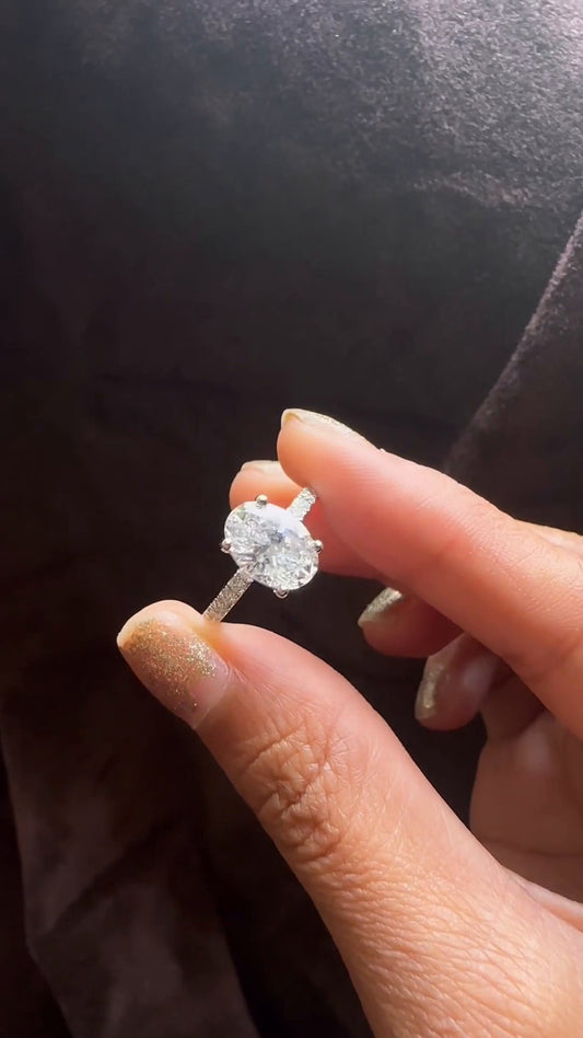 Oval Moissanite Ring
