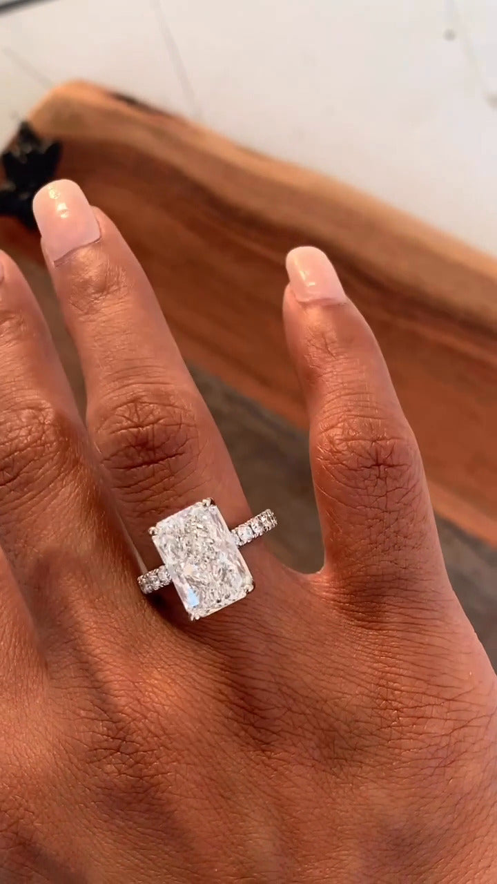 Vittoria Radiant Moissanite Engagement Ring