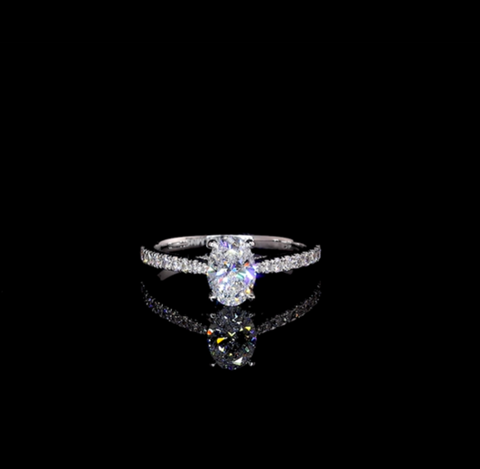 Oval Engagement Ring
